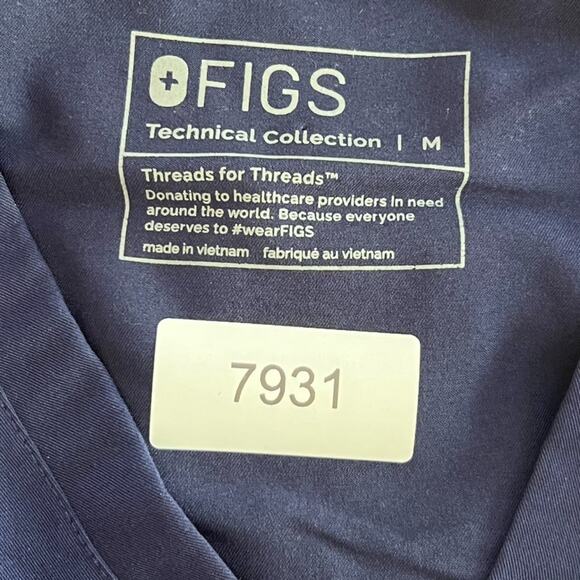 Figs Scrub Top Women's Size M Catarina One-Pocket Navy Blue Technical Collection - Picture 7 of 8